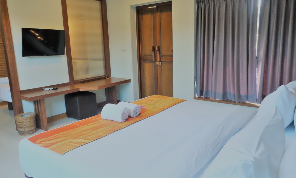 Upstairs Corner Room