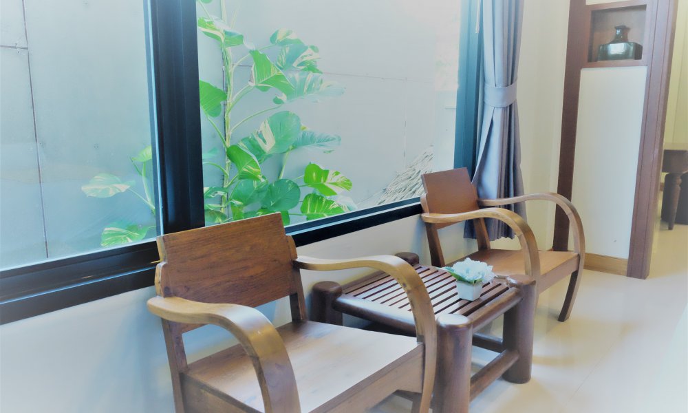 Upstairs Corner Room